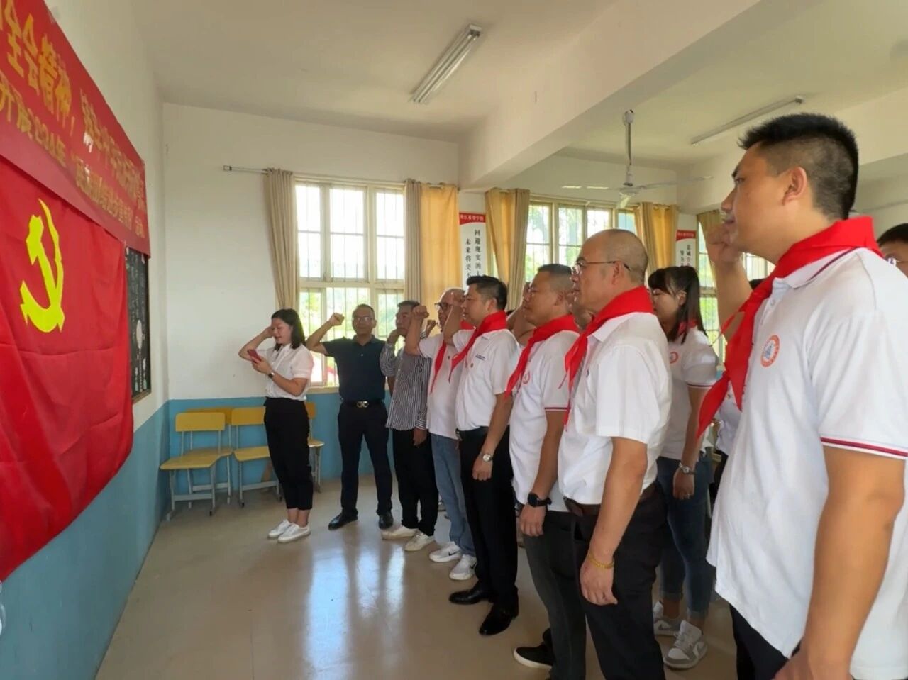 “月圆人团圆 爱心伴成长”
中共亚洲富士电梯股份有限公司支部委员会中秋节关爱留困儿童主题活动详情图片9